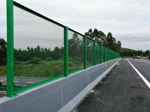 桥梁围栏网