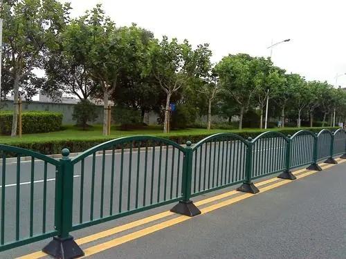 道路防护护栏
