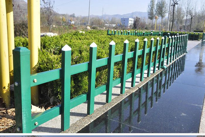 绿化带围栏